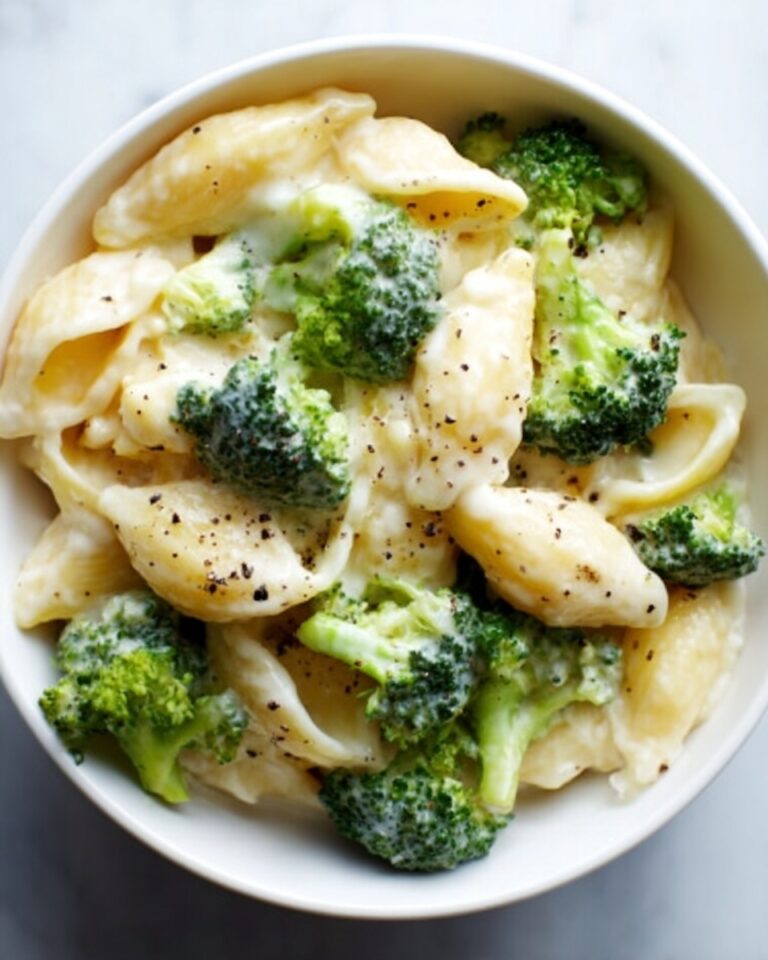 Irresistible Chicken and Broccoli Alfredo Bake Recipe