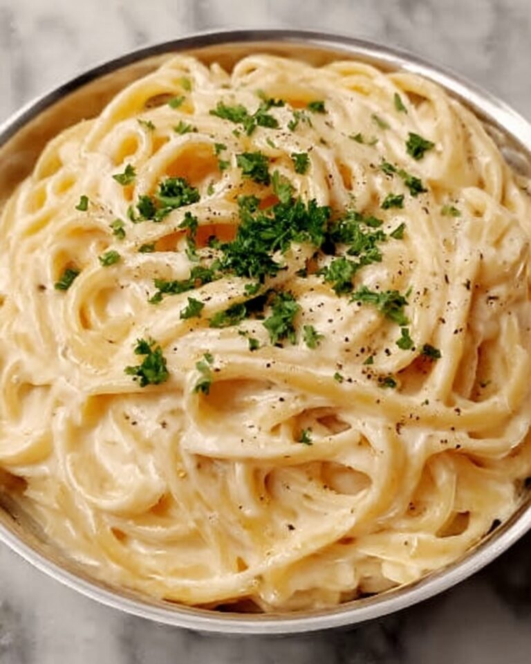 Creamy Garlic Parmesan Spaghetti Recipe